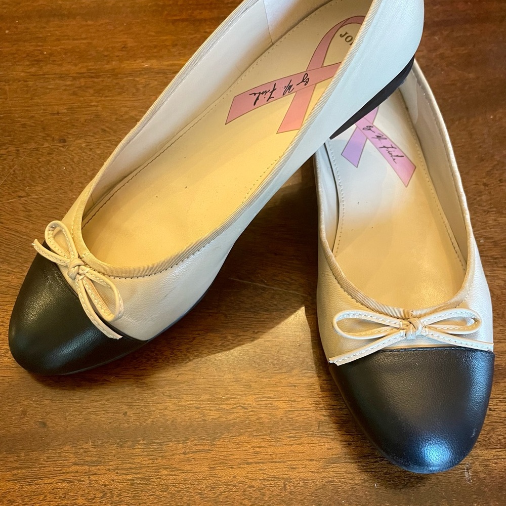 Marc Fisher ballet flats